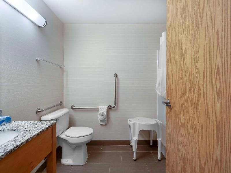 Best Western Grande Prairie Hotel & Suites image