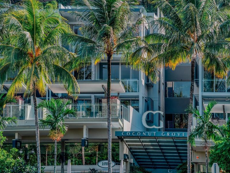 Coconut Grove Apartments Port Douglas image
