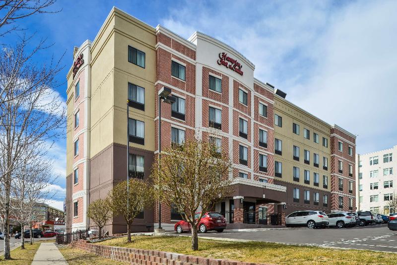 Hampton Inn & Suites Denver - Speer Boulevard