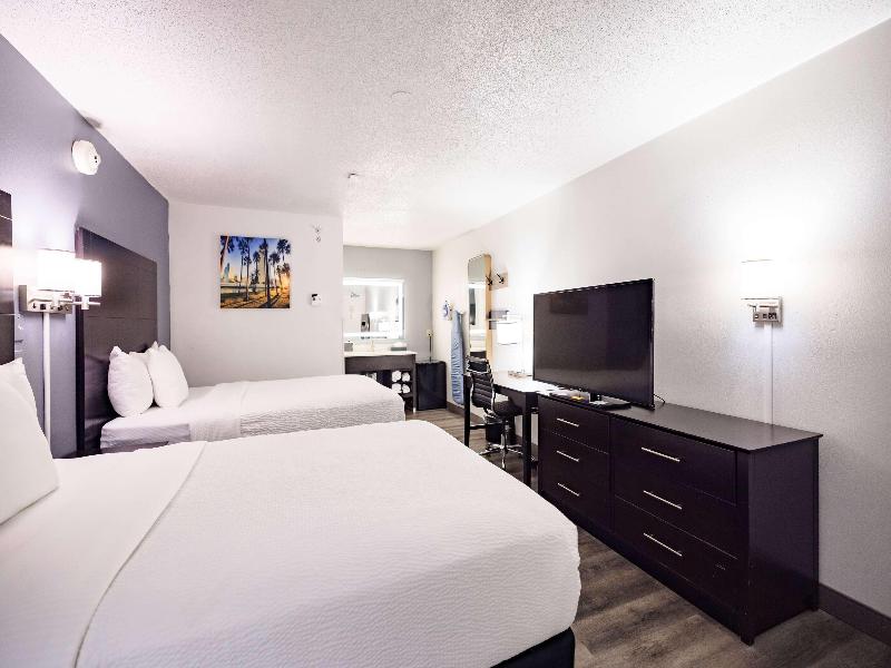 La Quinta Inn Tampa Busch Gardens image