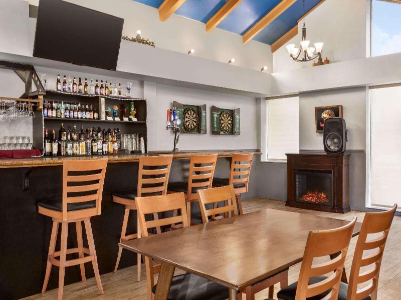 Days Inn & Suites by Wyndham Moncton image