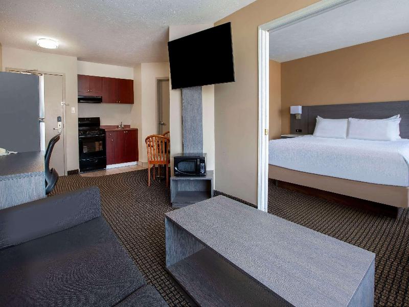 Days Inn & Suites by Wyndham Moncton image