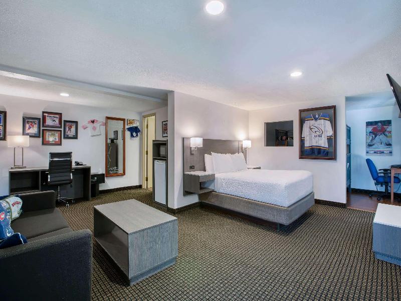 Days Inn & Suites by Wyndham Moncton image