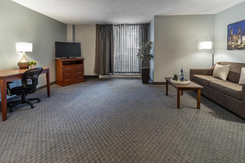 Hotel Saint-Laurent Montreal image
