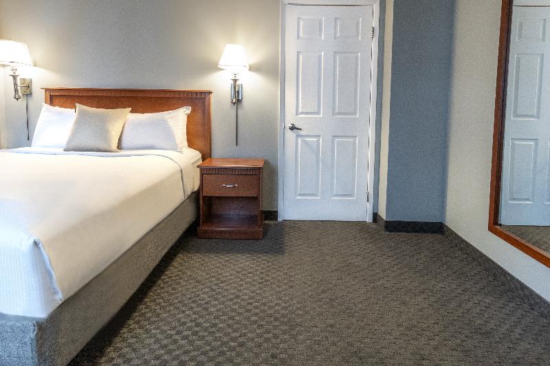 Hotel Saint-Laurent Montreal image