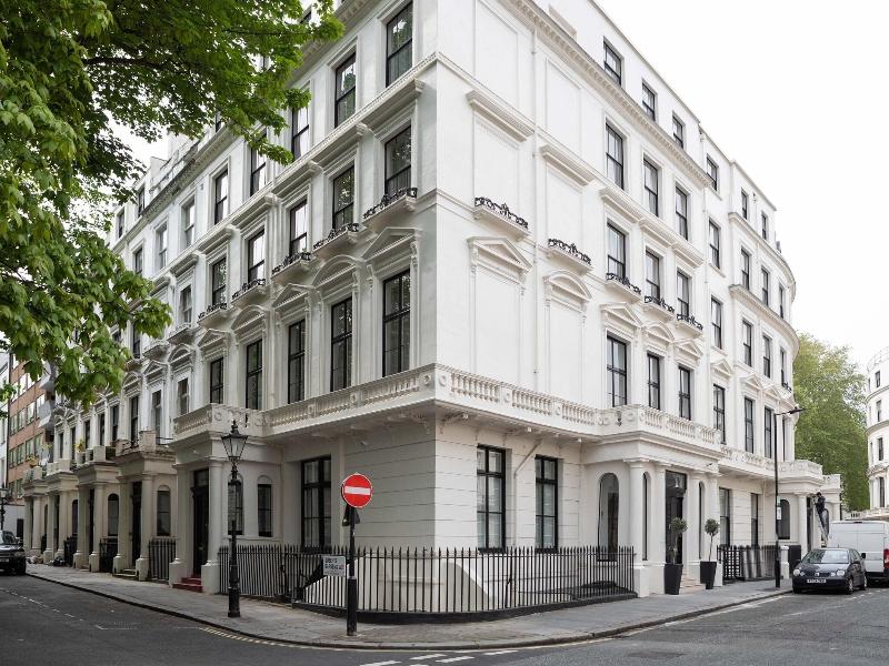 Inhabit Queen's Gardens, a Member of Design Hotels image