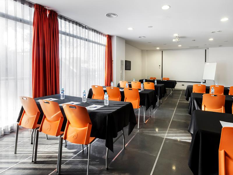 B&B HOTEL Barcelona Rubí image