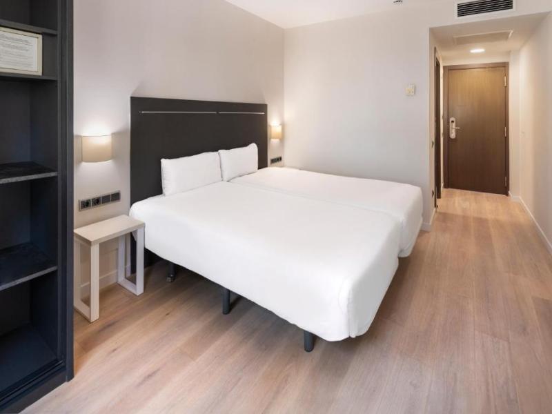 B&B HOTEL Barcelona Rubí image
