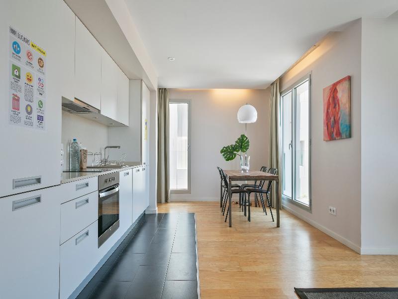 Lugaris Beach Apartments image