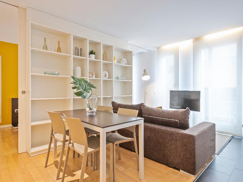 Lugaris Beach Apartments image