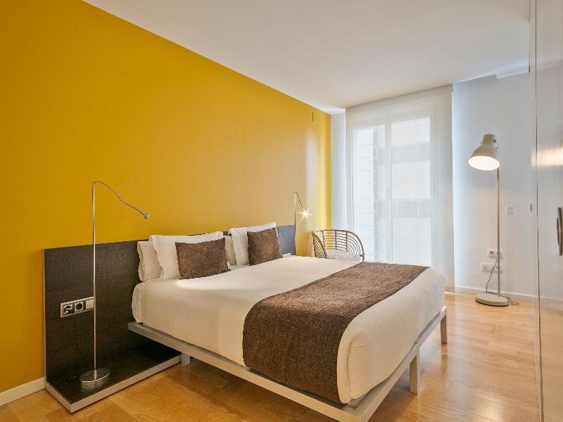 Lugaris Beach Apartments image