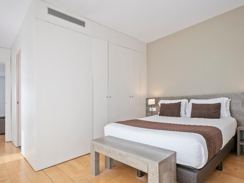 Lugaris Beach Apartments image