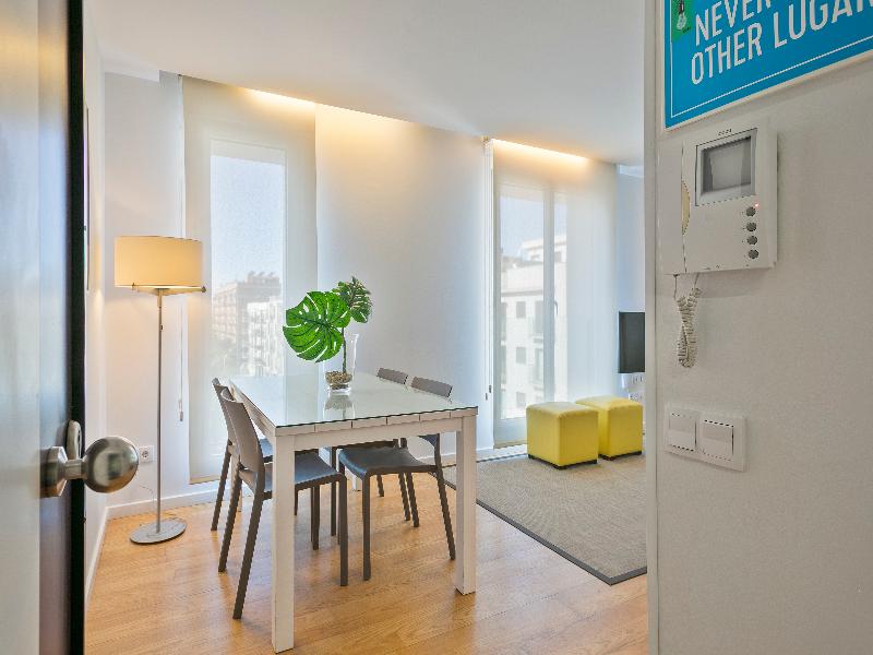 Lugaris Beach Apartments image