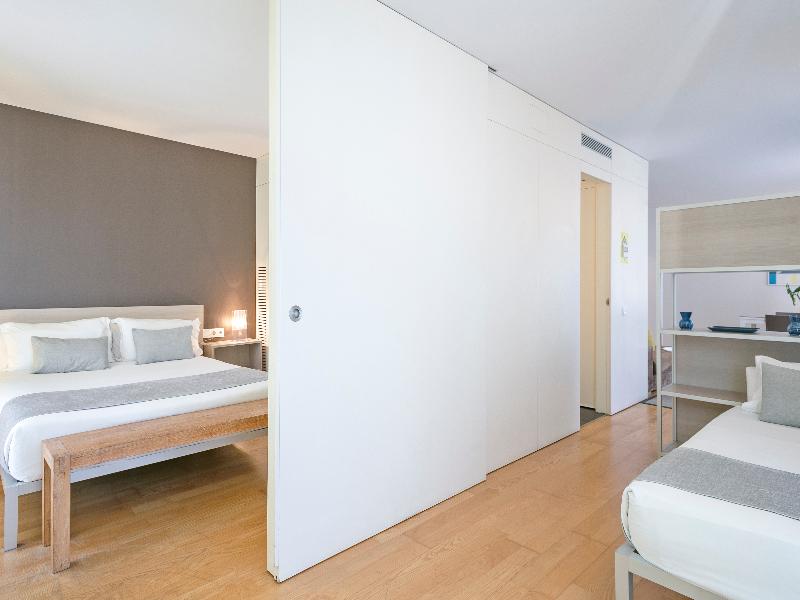 Lugaris Beach Apartments image