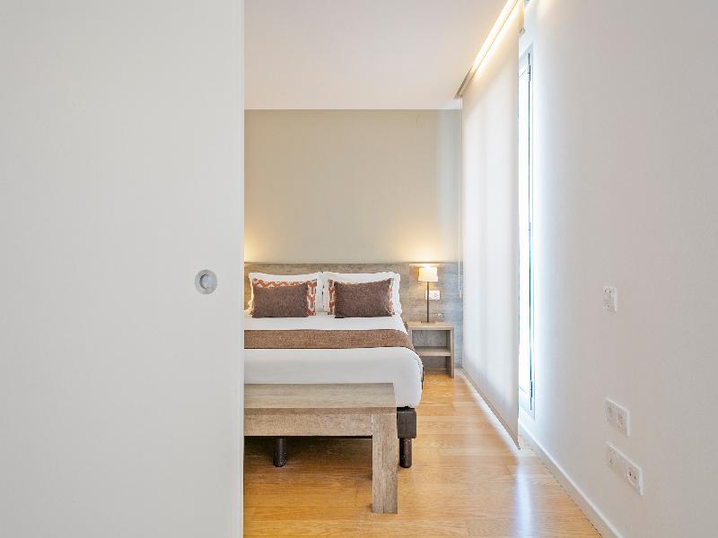 Lugaris Beach Apartments image