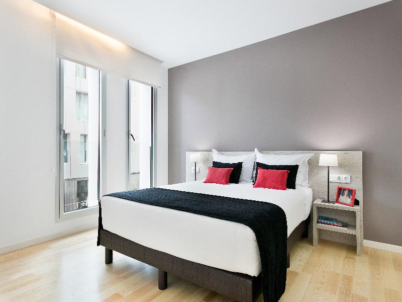 Lugaris Beach Apartments image