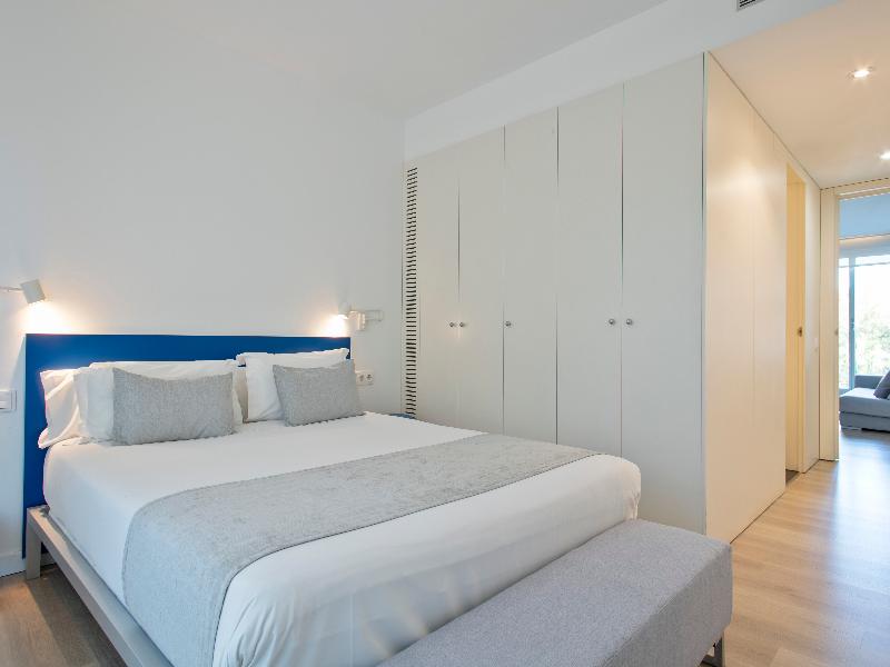 Lugaris Beach Apartments image