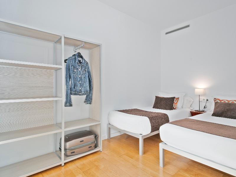 Lugaris Beach Apartments image