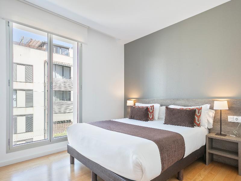 Lugaris Beach Apartments image