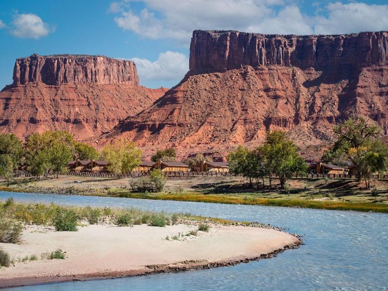 Red Cliffs Lodge