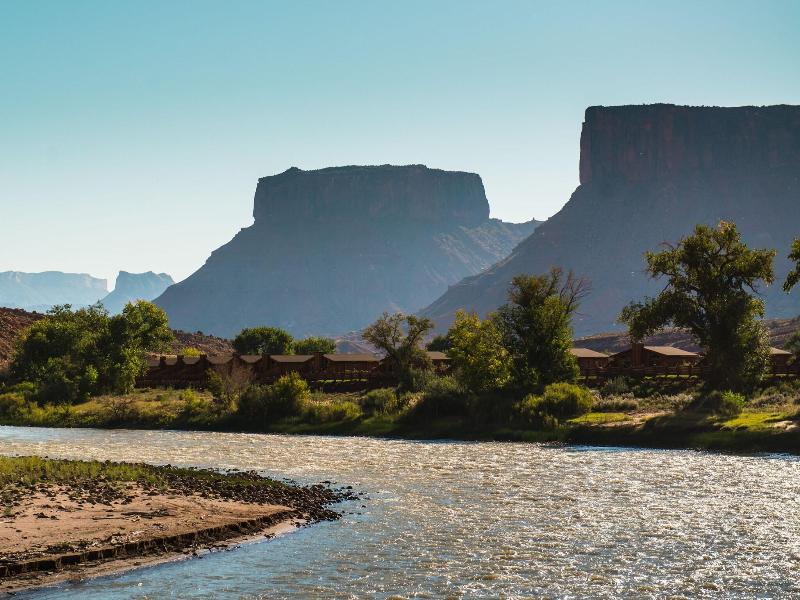 Red Cliffs Lodge