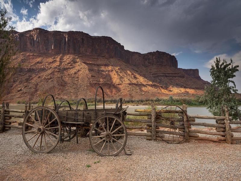 Red Cliffs Lodge