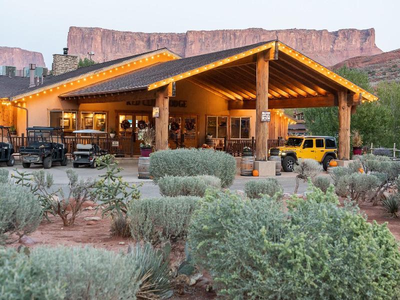 Red Cliffs Lodge