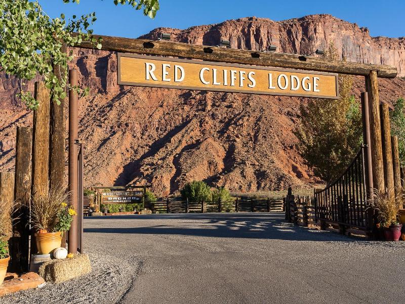 Red Cliffs Lodge