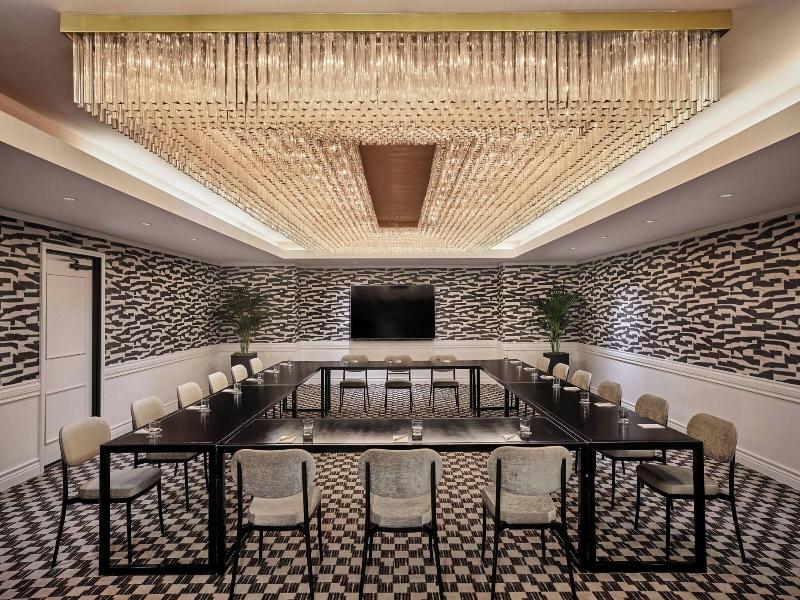 The Jay Autograph Collection By Marriott image