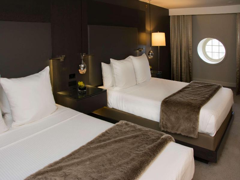 The Benson Portland, Curio Collection by Hilton image