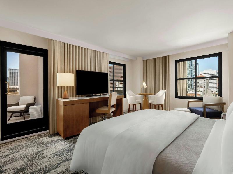 Westin Gaslamp Quarter image