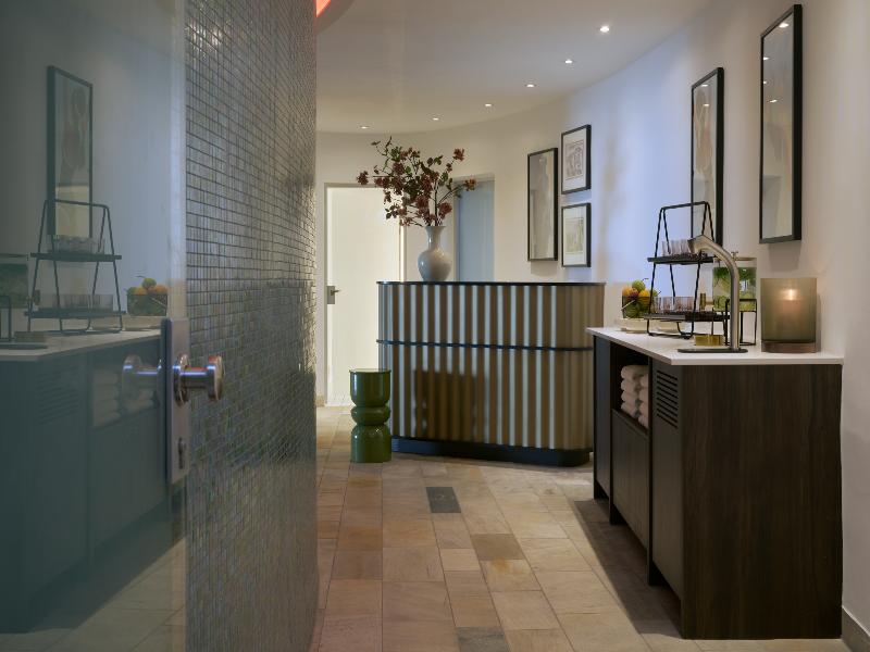 Badischer Hof Baden Baden – Limited Edition image