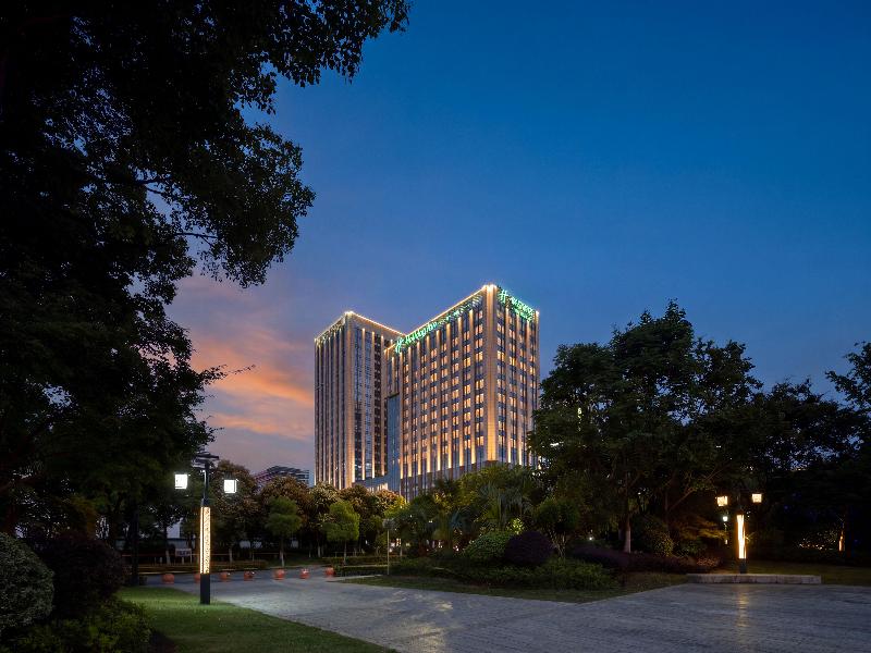 Holiday Inn Jiaxing Nanhu by IHG