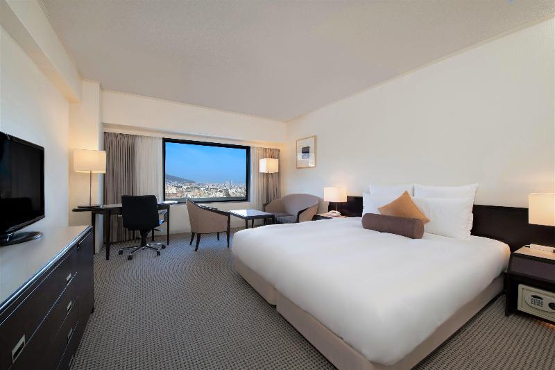ANA Crowne Plaza Kobe image