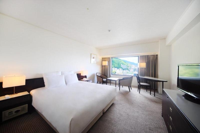 ANA Crowne Plaza Kobe image