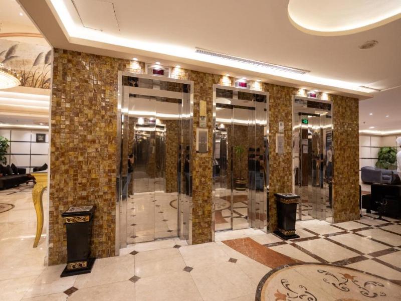 Al Manara Ewaa Hotel — view
