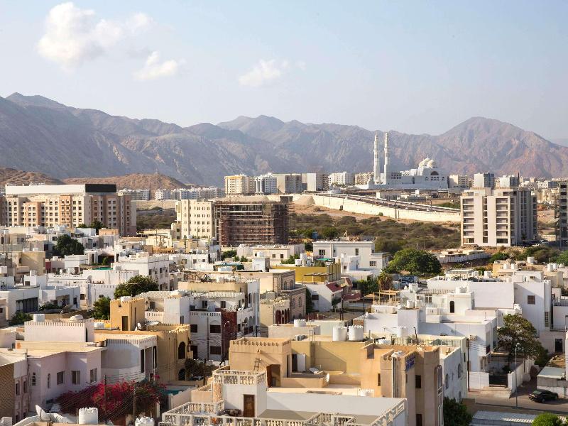 Ibis Muscat image