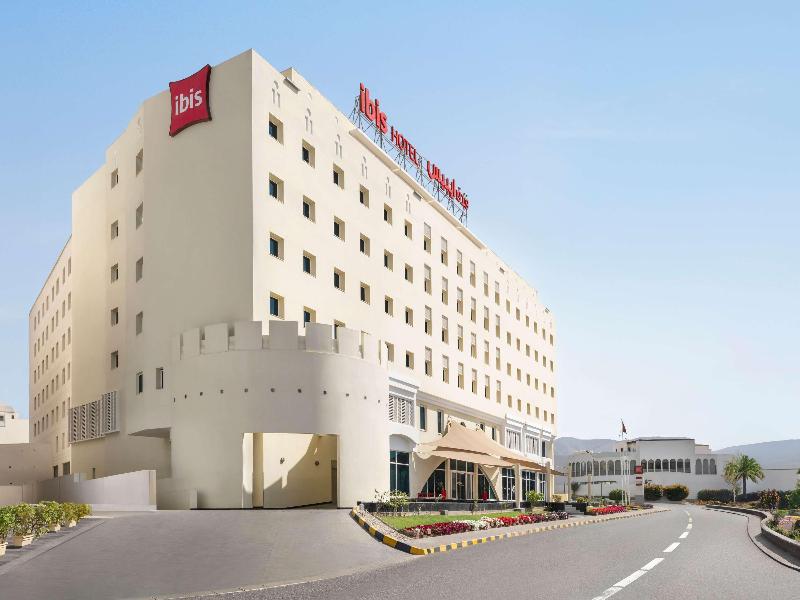 Ibis Muscat image