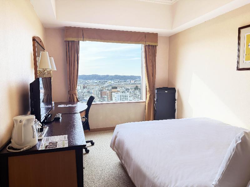 Ana Crowne Plaza Toyama image
