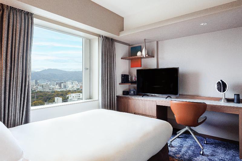 Ana Crowne Plaza Hiroshima image