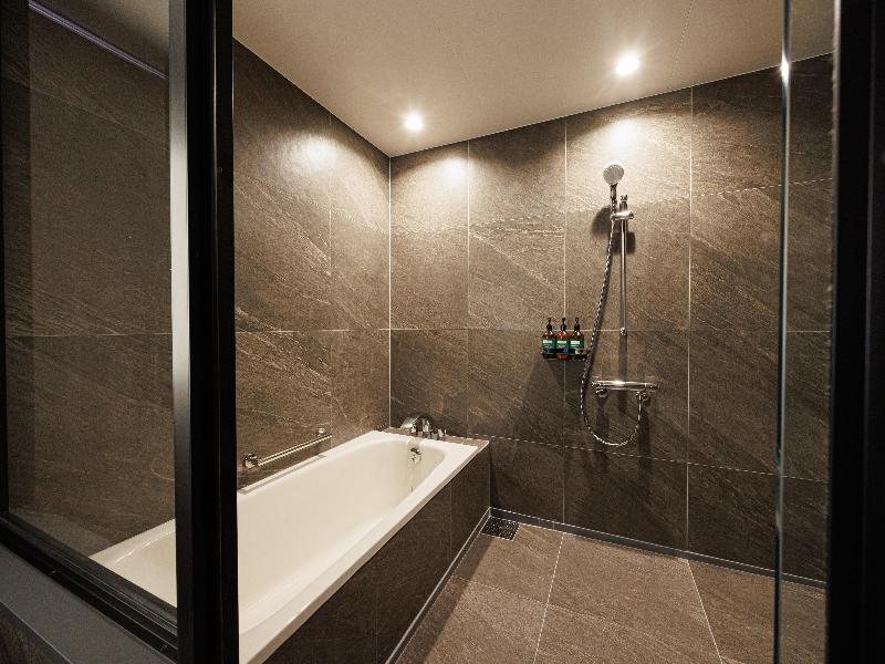 Ana Crowne Plaza Hiroshima image