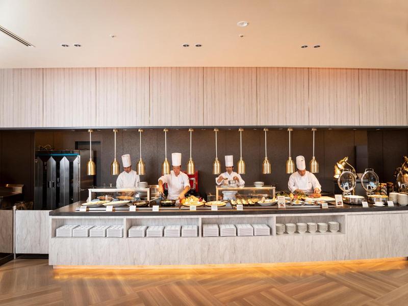 JR Hotel Clement Takamatsu image