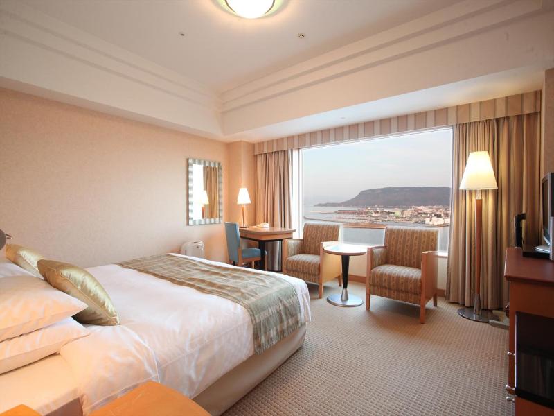 JR Hotel Clement Takamatsu image