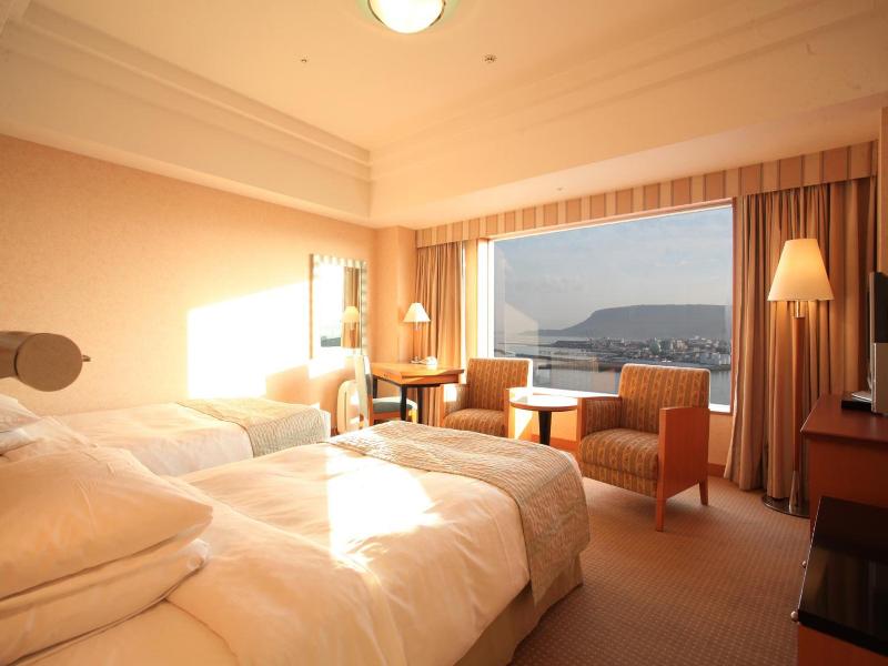 JR Hotel Clement Takamatsu image