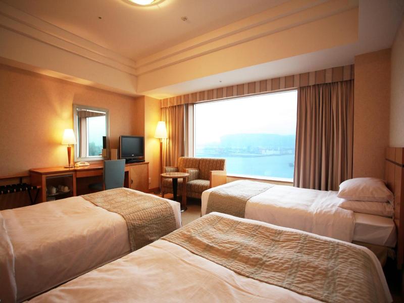 JR Hotel Clement Takamatsu image