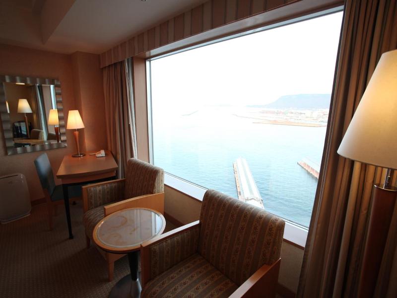 JR Hotel Clement Takamatsu image