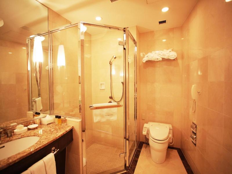 JR Hotel Clement Takamatsu image