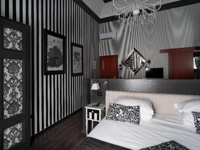 De La Pace, Sure Hotel Collection by Best Western image
