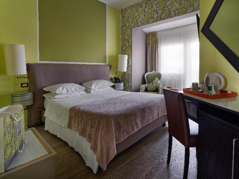 De La Pace, Sure Hotel Collection by Best Western image