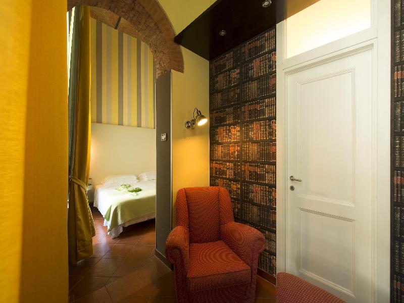 De La Pace, Sure Hotel Collection by Best Western image